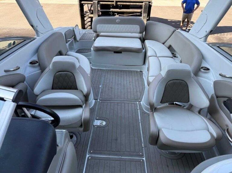 2023 Crownline E275 - Arch - JUST REDUCED!!! US-KIS88784F223 [photo 7]